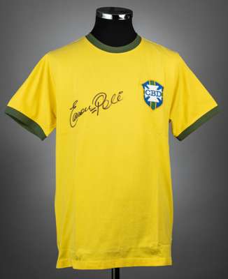Pele signed yellow Brazil retro jersey, 
 Re-Take, short-sleeved with national emblem, signed in black marker pen on front, size L, with A1 Sporting M