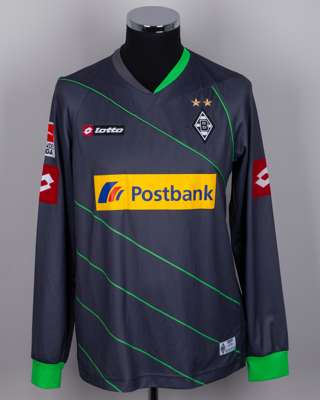 Dante grey No.31 Bayern Monchengladbach autographed long-sleeved shirt, 2011-12