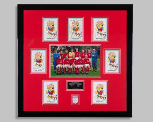 England World Cup 1966 - a squad autographed display
