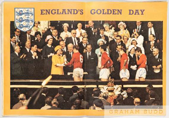 Charles Buchan's Football Monthly magazine, October 1966, fully signed by the England team
