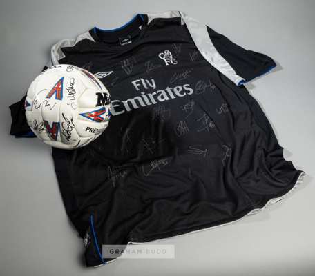 Squad signed Damien Duff Chelsea no.11 replica away jersey, season 2004-05,
 black and grey jersey with embroidered club crest and sponsor logo, rever