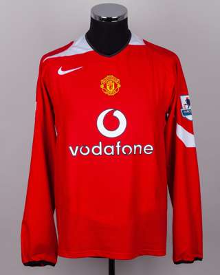 Cristiano Ronaldo red and white No.7 Manchester United long-sleeved shirt, 2004-06