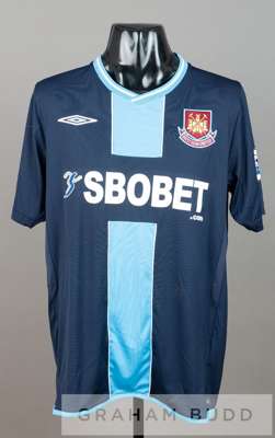 Guillermo Franco navy and blue West Ham United no.10 away jersey v Arsenal at Emirates Stadium, 20th March 2010,
 short-sleeved with BARCLAYS PREMIER 