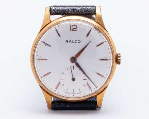 Tony Dunne, a Ralco gents wrist watch presented by his team mates at Shelbourne 