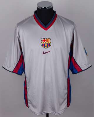 Emmanuel Petit grey No.17 Barcelona autographed short-sleeved shirt