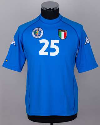 Gianfranco Zola blue No.25 Italy All Stars v. Roma match worn short-sleeved shirt, 2000