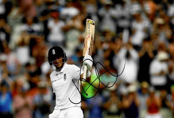 England Cricket (Current 2022 Players) signed collection of photographs,
 including Joe Root, Jimmy Anderson, Stuart Broad, Jos Buttler, Tom Curran, J