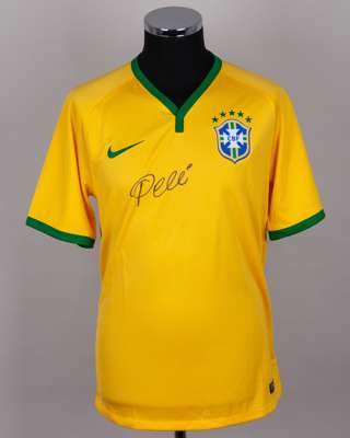 Pele autographed yellow and green Brazil replica short-sleeved shirt