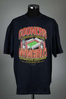 Arsenal full Invincible squad signed 'The Invincibles' 2004 navy t-shirt,
 bearing transfers on the front and reverse, signed silver marker pen on rev