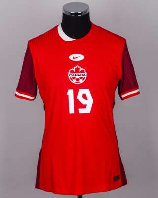 Alphonso Davies red No.19 Canada short-sleeved shirt, 2024