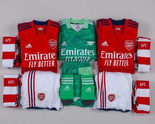 Sixteen red and white Arsenal short-sleeved shirts, 2021-22