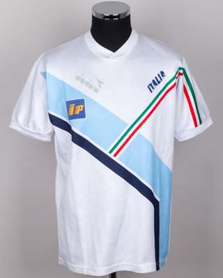 Gianluca Vialli white No.20 Italy training short-sleeved shirt, 1988
