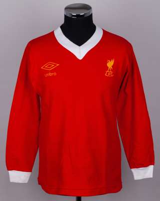 Emlyn Hughes red No.6 Liverpool long-sleeved shirt, 1976-79