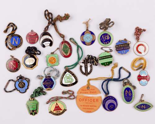 22 Newmarket Racecourse members' badges dating between 1921 and 1949