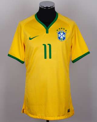 Robert Firmino yellow and green No.11 Brazil short-sleeved shirt, 2014