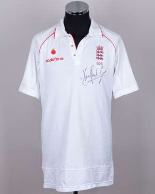 Kevin Pietersen Official Match Prepared, autographed England Shirt