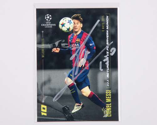 Lionel Messi autographed Barcelona Champions League Topps Mejores Goles trading card