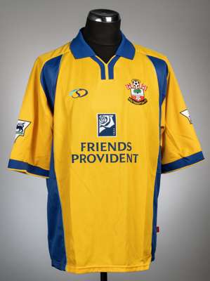 Matt Oakley yellow Southampton No.8 third choice jersey, season 2001-02,
 Sportswear, short-sleeved, Premier League badges, reverse lettered OAKLEY