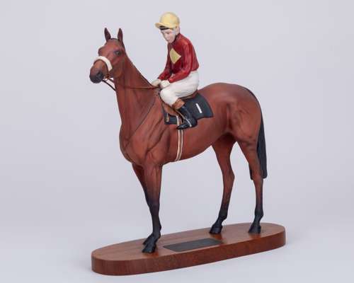 Beswick Connoisseur model of the racehorse Red Rum with Brian Fletcher up