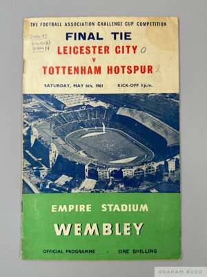 FA Cup Final programme Tottenham Hotspur v Leicester City, 6th May 1961, 
 extensively autographed by Tottenham Hotspur players on team page, includin