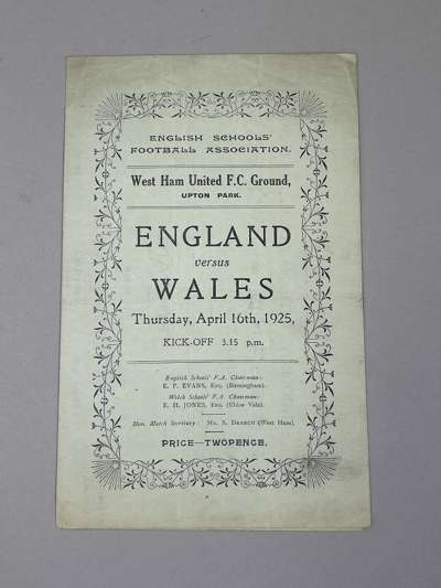 An England v. Wales, English Schools Football Association, match programme, 16/4/25, match played at Upton Park

 Signs of fold, creases to edges and 