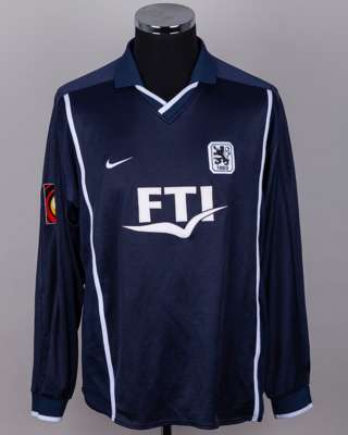 Thomas Hassler blue No.10 TSV Munich v. Energie Cottbus match worn long-sleeved shirt, 2000