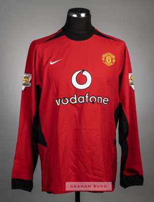 Louis Saha signed red Manchester United no.9 home jersey v Fulham in the Premier League at Loftus Road on 28th February 2004,
 Nike, long-sleeved with