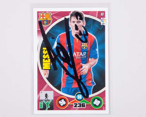 Lionel Messi autographed Barcelona Panini No.63 Adrenalyn XL trading card, 2014-15