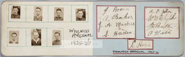 FOOTBALL - ARSENAL F.C 1925-26 LEAGUE DIVISION 1 RUNNERS-UP FOOTBALL AUTOGRAPH TEAM SHEET VINTAGE JOINED DOUBLE AUTOGRAPH ALBUM PAGE SIZE 8 ¼” x 2 ½” 