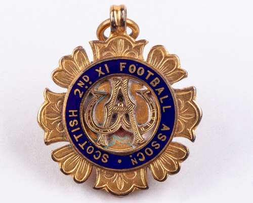 A.F.C Waters 9ct gold and enamel St Mirren Scottish 2nd XI Football medal, 1962-63