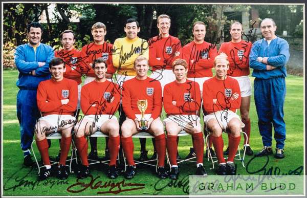 Part-signed colour photograph of the England 1966 World Cup winning team