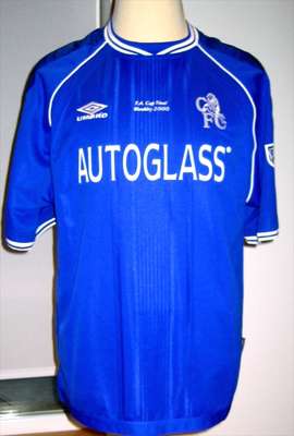 Marcel Desailly blue Chelsea No.6 jersey from the the last F.A. Cup Final at the old Wembley Stadium in 2000,
 Umbro, match-issued short-sleeve spare,