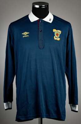 Blue Scotland no. 20 home jersey, circa late 1980s,
 Umbro, long-sleeved with SFA crest and right sleeve, Scottish national emblem and Umbro logo, tar