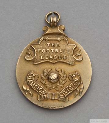 9ct gold 1966-67 Division 2 League Championship Winners medal
 the obverse inscribed THE FOOTBALL LEAGUE, CHAMPIONS DIVISION 2, the reverse inscribed 