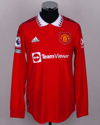 Cristiano Ronaldo red No.7 Manchester United long-sleeved shirt, 2022