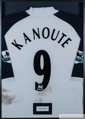 Frederic Kanoute white Tottenham Hotspur no.9 home shirt, season 2005-06,
 Kappa, short-sleeved with BARCLAYS PREMIERSHIP sleeve badges, mounted above