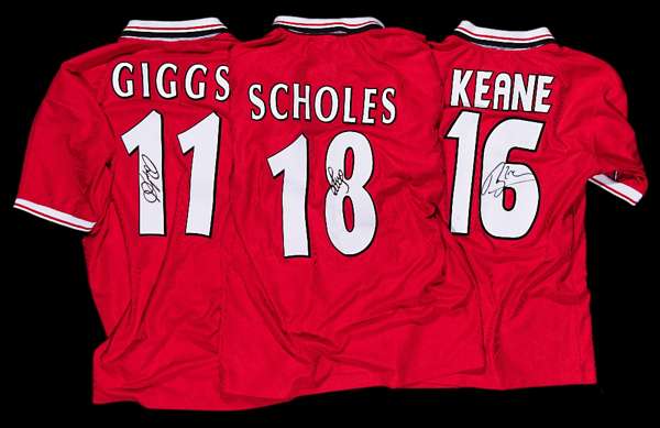 Trio of signed Manchester United replica home jerseys, Keane No.16, Scholes No.18 & Giggs No.11, all signed to the reverse shirt number in black marke