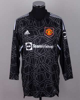 David De Gea black Manchester United commemorative shirt