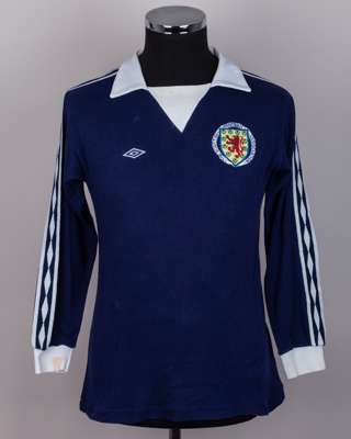 Archie Gemmill blue No.10 Scotland v. Wales match worn long-sleeved shirt, 1976