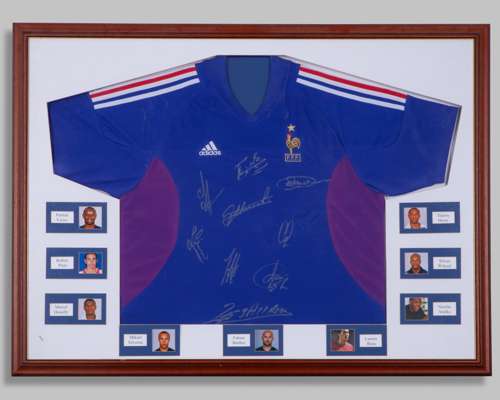 Blue France autographed replica short-sleeved shirt display, 2002