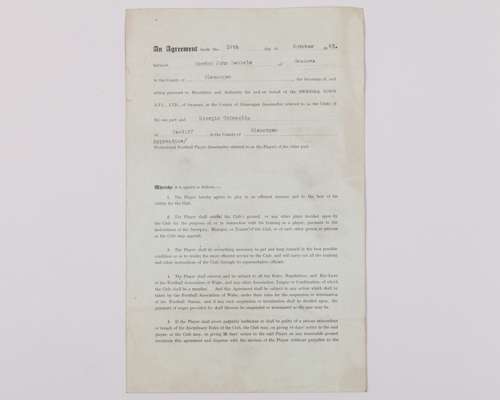 Giorgio Chinaglia Swansea Town players contract, 1963
