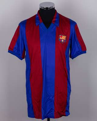 Enrique Moran garnet and blue No.11 Barcelona v. Tottenham European shirt, 1982