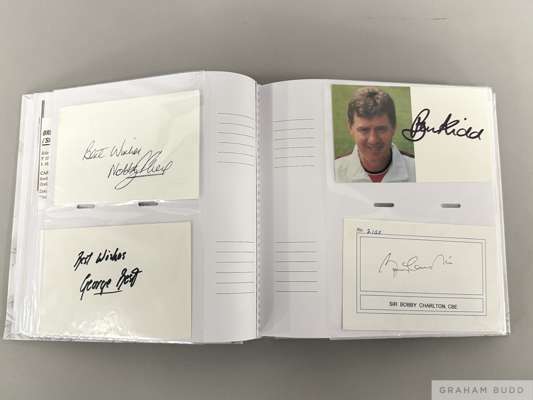 Manchester United an album of 130 autographs
 mainly in card form, players and management, including 1968 and 1999 European Cup-winning side, Matt Bus