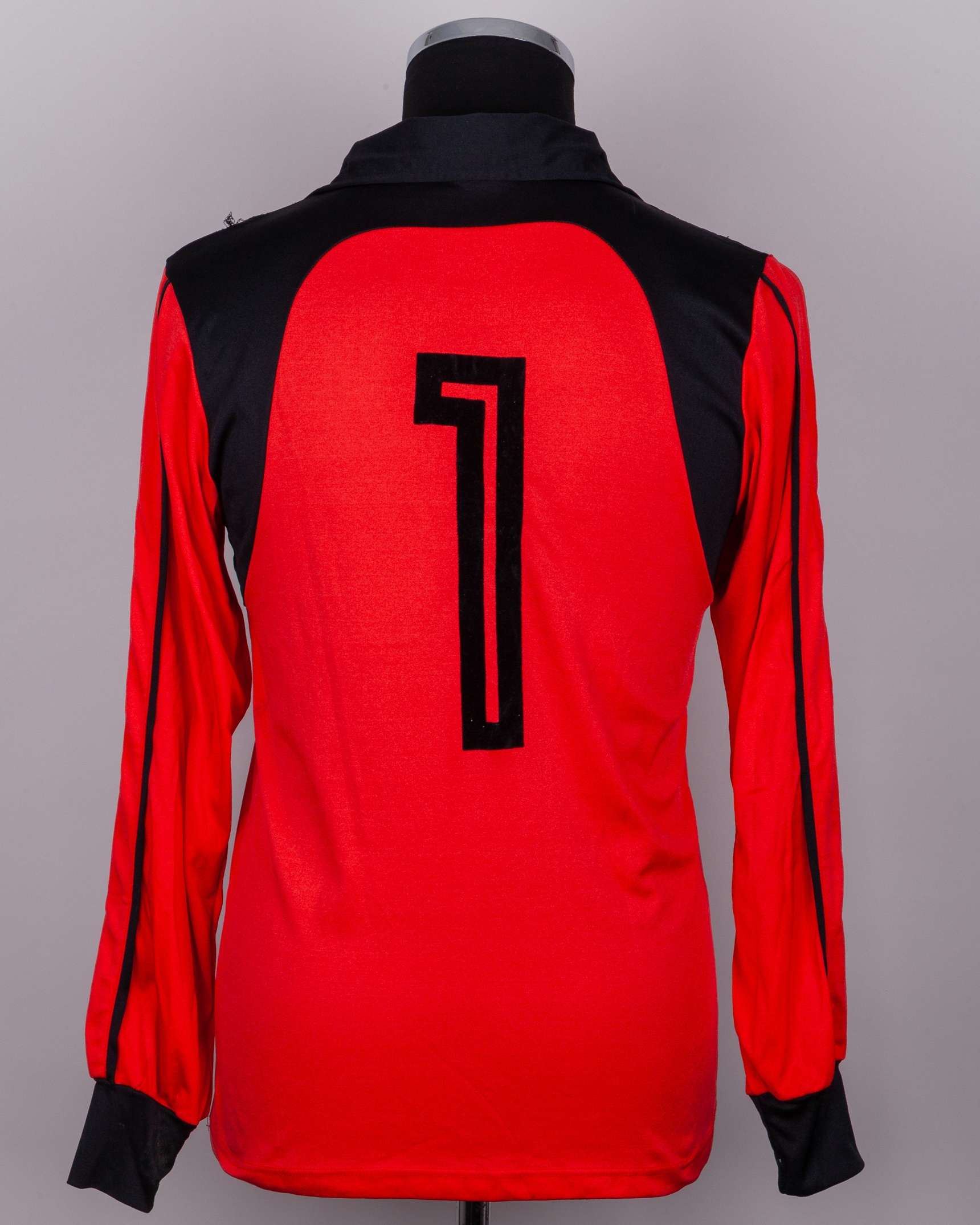 Mehdi Cerbah red and black No.1 Algeria v. Austria goalkeepers