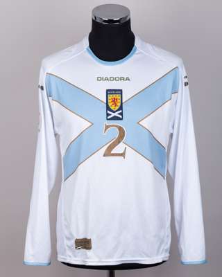 Alan Hutton white and blue No.2 Scotland v France spare long-sleeved shirt, 2007