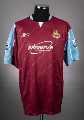Teddy Sheringham No.8 West Ham United short-sleeved jersey, 2005-07, 
 Reebok, XL, with printed badge, the reverse lettered SHERINGHAM, the reverse de