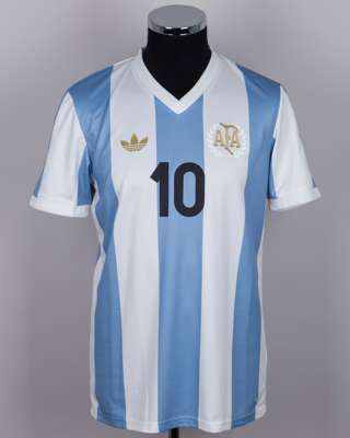 Lionel Messi blue and white No.10 Argentina v. Brazil match issued short-sleeved shirt, 2025