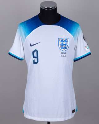 Harry Kane white and blue No.9 England v. Ukraine autographed short-sleeved shirt, 2023