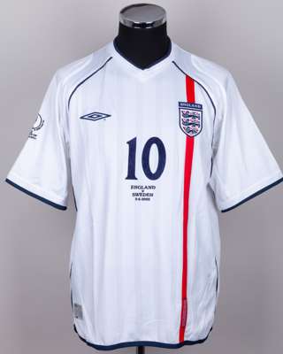 Michael Owen white, blue and red No.10 England v. Sweden short-sleeved shirt, 2002