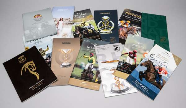 Collection of racecards dating from 2013 to 2022,
 not complete run, comprising 2013 Aintree Grand National; 2016 Grand National 7th to 9th April, Che
